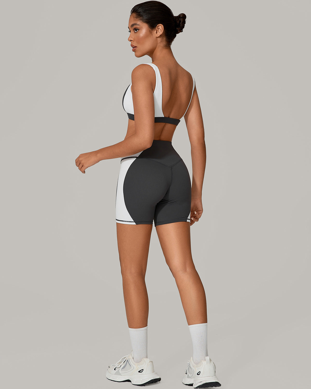 Lyra Sports Bra - Grey