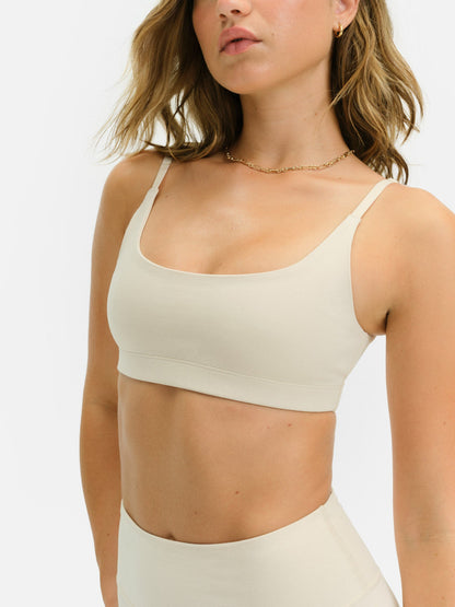 Stretch Scoop Bra - White