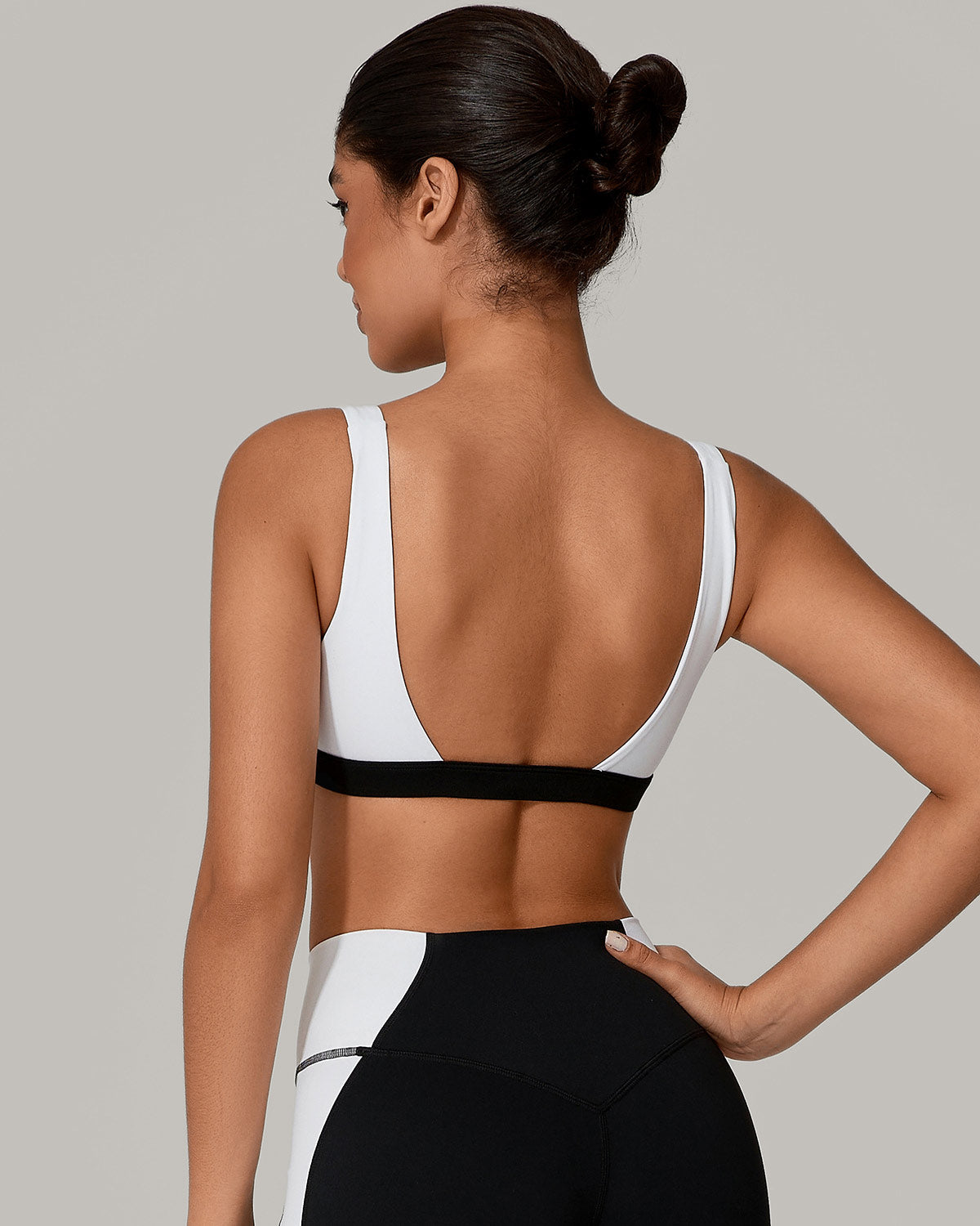 Lyra Sports Bra - Black